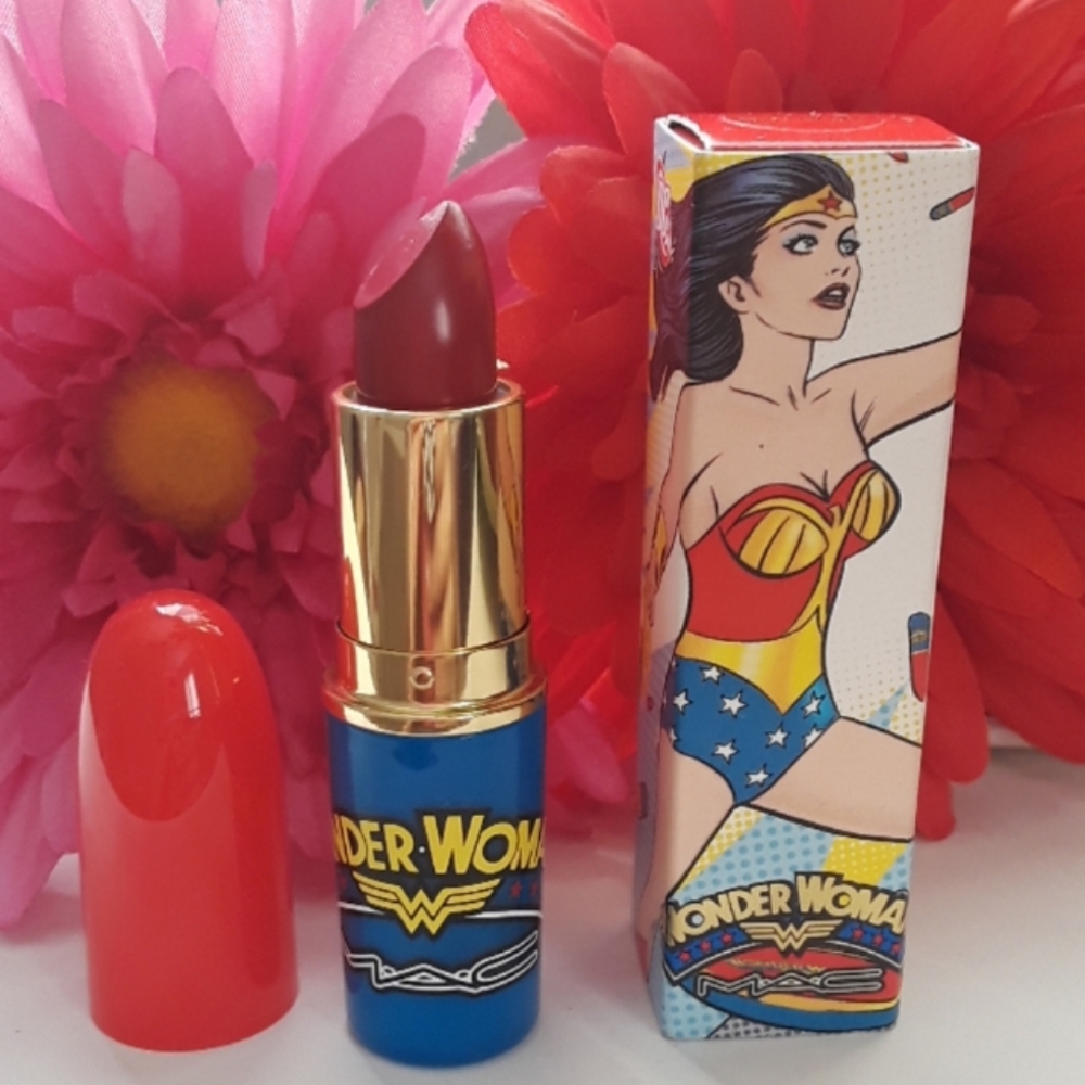NEW!! MAC Wonder Woman Lipstick in Russian Red